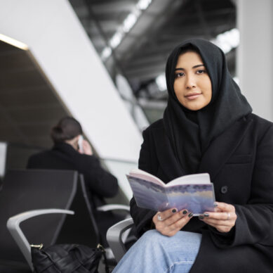 muslim-person-travelling-through-city